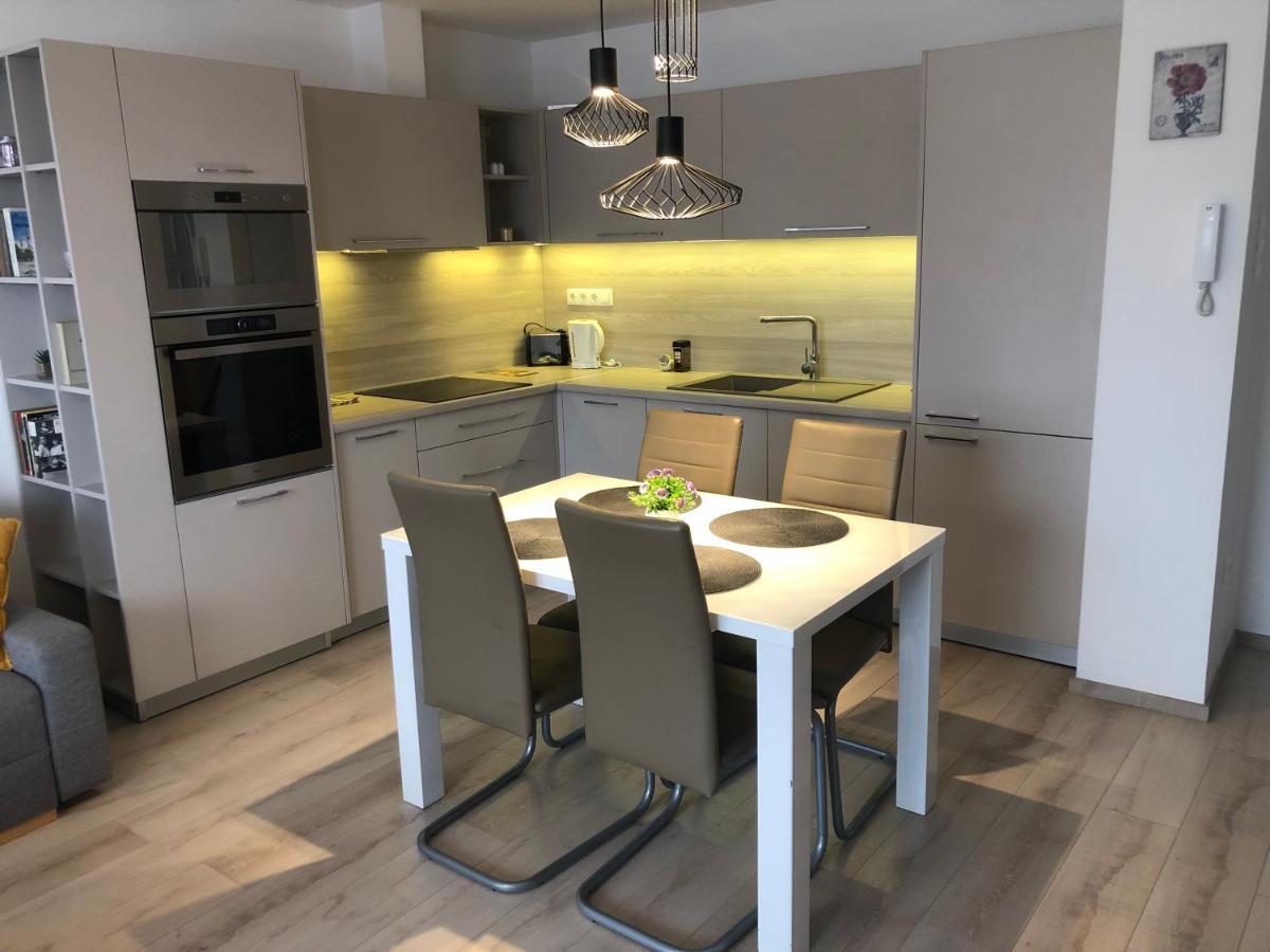 Diamond Apartman ديبريتْسين المظهر الخارجي الصورة