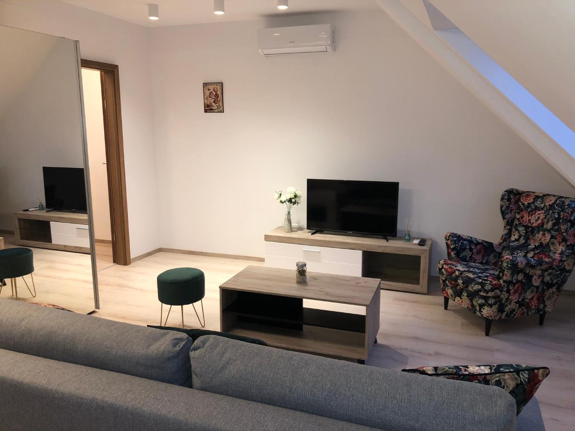 Diamond Apartman ديبريتْسين المظهر الخارجي الصورة