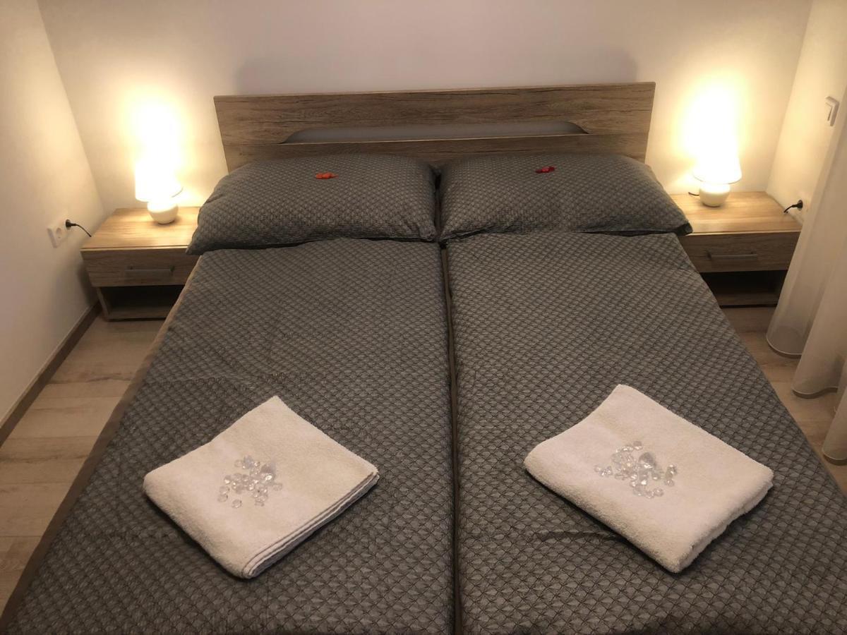 Diamond Apartman ديبريتْسين المظهر الخارجي الصورة